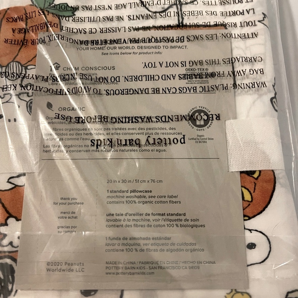 New Pottery Barn Peanuts Snoopy and Friends Halloween organic Pillowcase, #2 - Picture 7 of 10